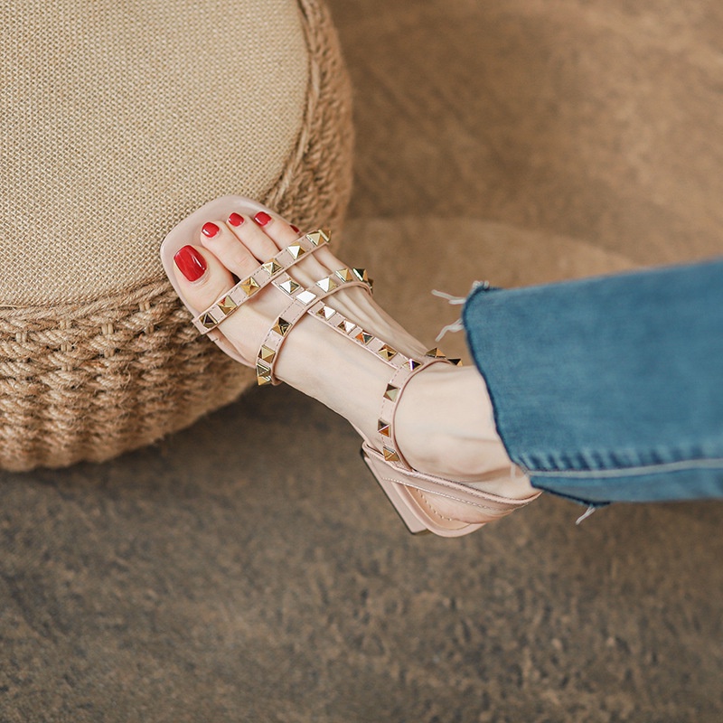 Giày Sandal Cao Gót Phối Đinh Tán Thời Trang Mùa Hè 2023 Dành Cho Nữ