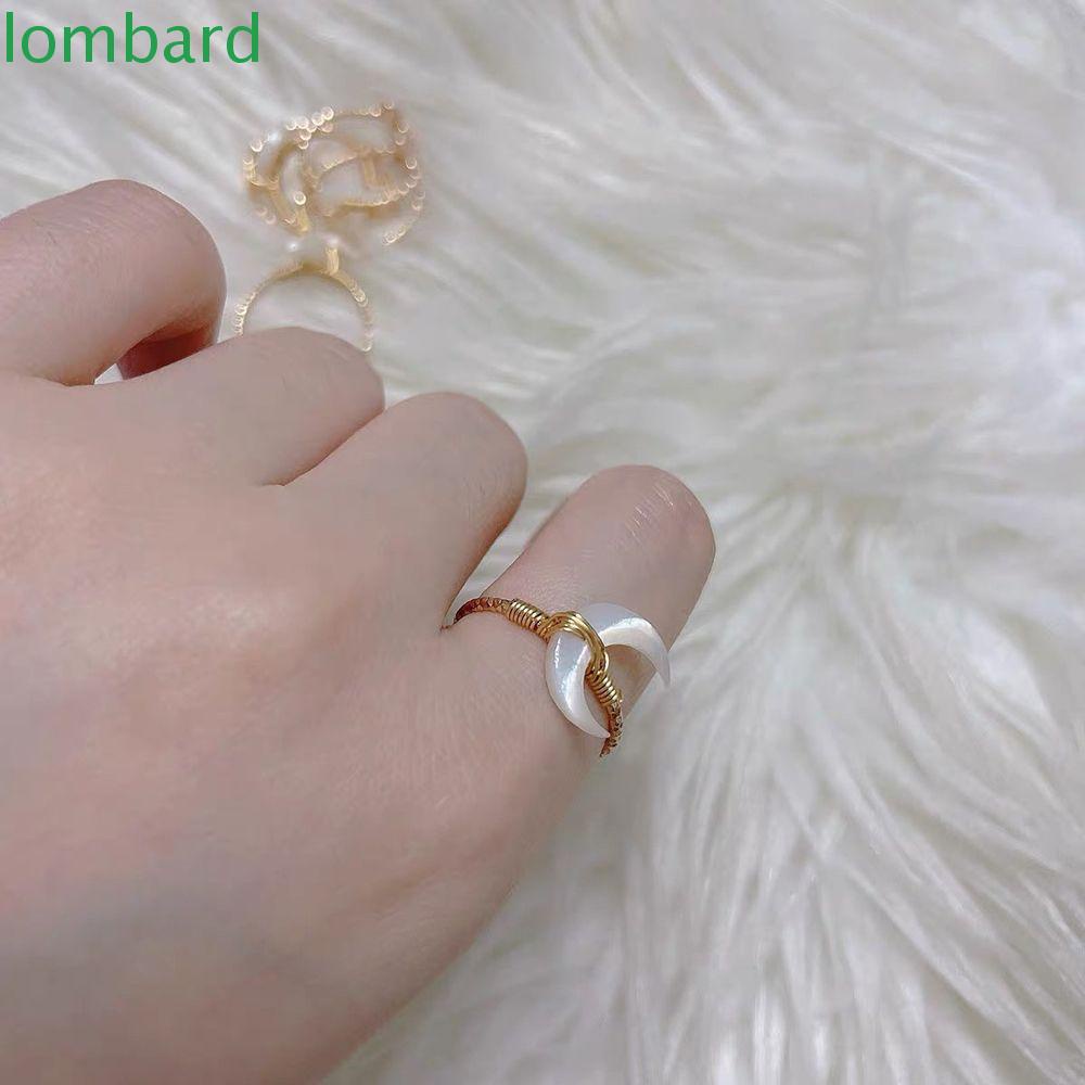 Vòng cổ Mặt Trăng Khuyết Phong Cách Retro Cá Tính Cho Nữ