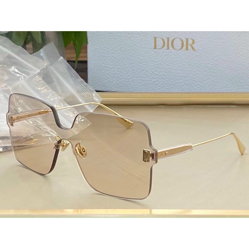 Kính Hiệu Vuông Tràn Viền Hot Dio R Nâu Tây