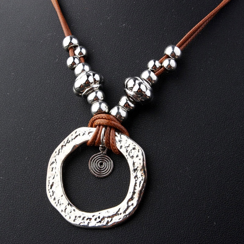 Vòng Cổ Choker Mặt Tròn Phong Cách Hippy Gypsy