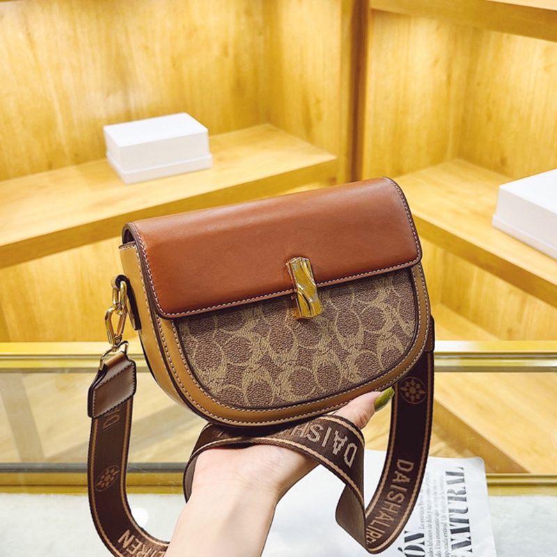 Túi Đeo Chéo Vai Màu Sắc Thời Trang Dễ Phối Đồ Dành Cho Nữ