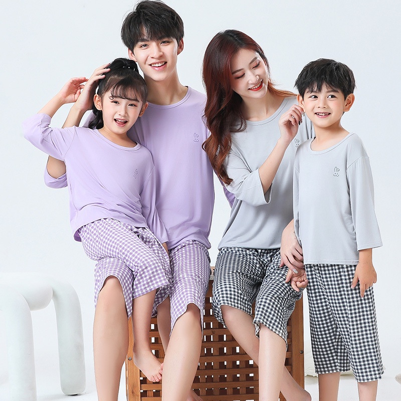 Bộ Đồ Ngủ Tay Lửng Thoáng Mát Cá Tính Cho Mẹ Và Bé 90-180cm