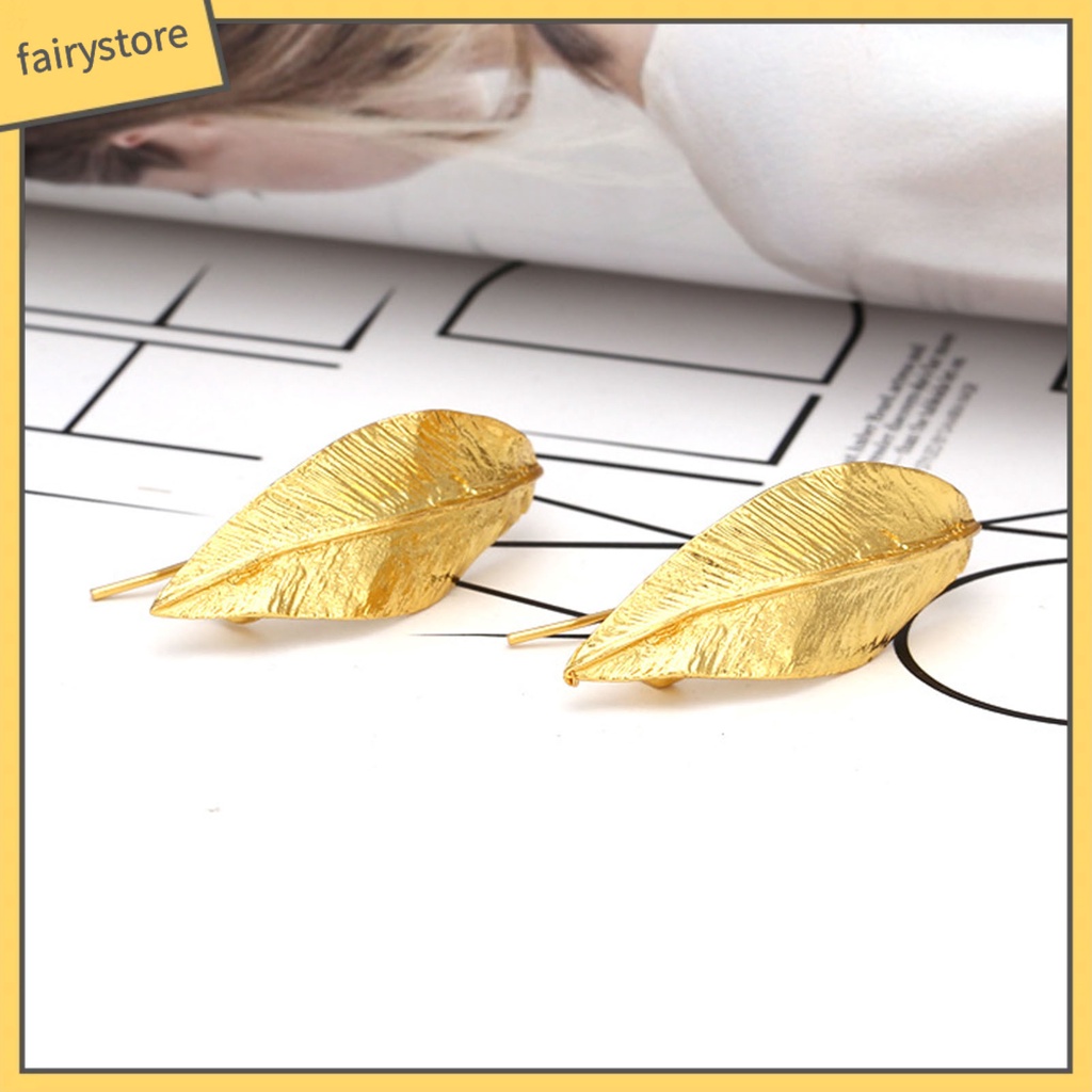 1 Đôi Bông Tai Móc Hình Chiếc Lá Bằng Kim Loại Màu Sắc Tươi Sáng Phong Cách Retro