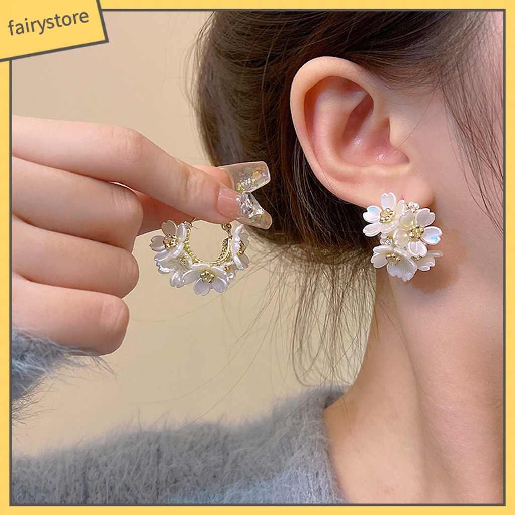 1 Đôi Bông Tai Hình Cánh Hoa Anh Đào Tròn Không Gây Kích Ứng Trang Trí Tai Dành Cho Cô Dâu