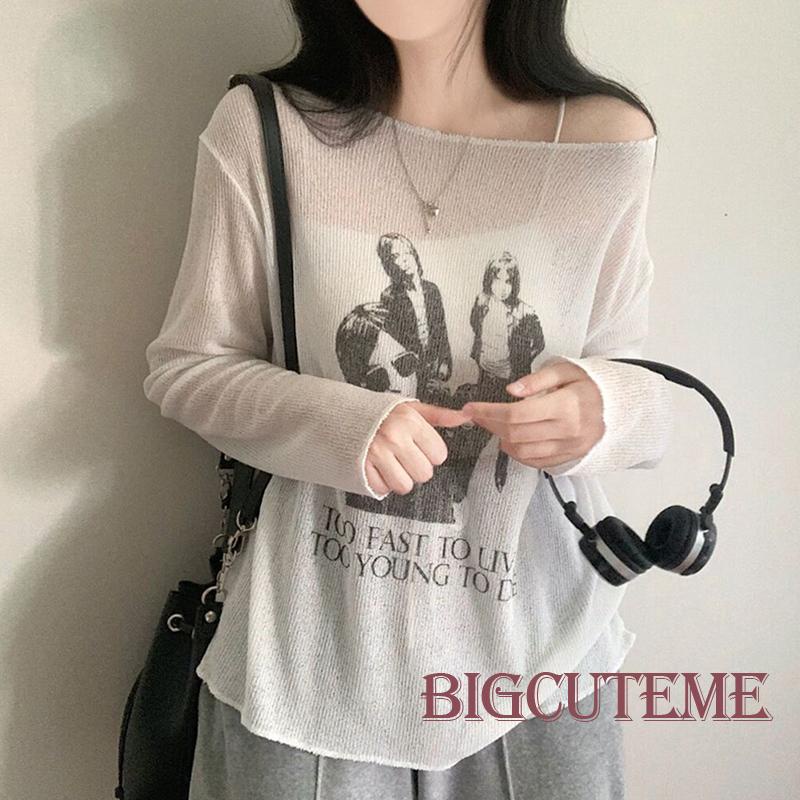 [] Áo Thun Dệt Kim Mỏng Tay Dài Dáng Rộng In Hình Chân Dung Retro Đơn Giản Trọng Lượng Nhẹ Màu Trắng Dành Cho Bạn Nữ Mặc Đi Đường Phố
