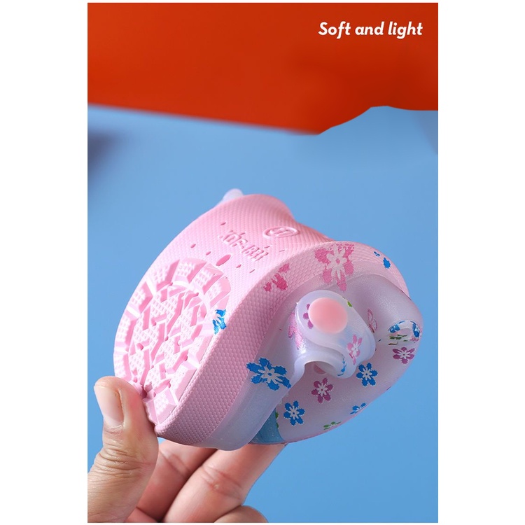 Xăng đan Công Chúa Đục Lỗ Chống Trượt Thời Trang Mùa Hè Phong Cách Mới Cho Bé Gái Đi Biển