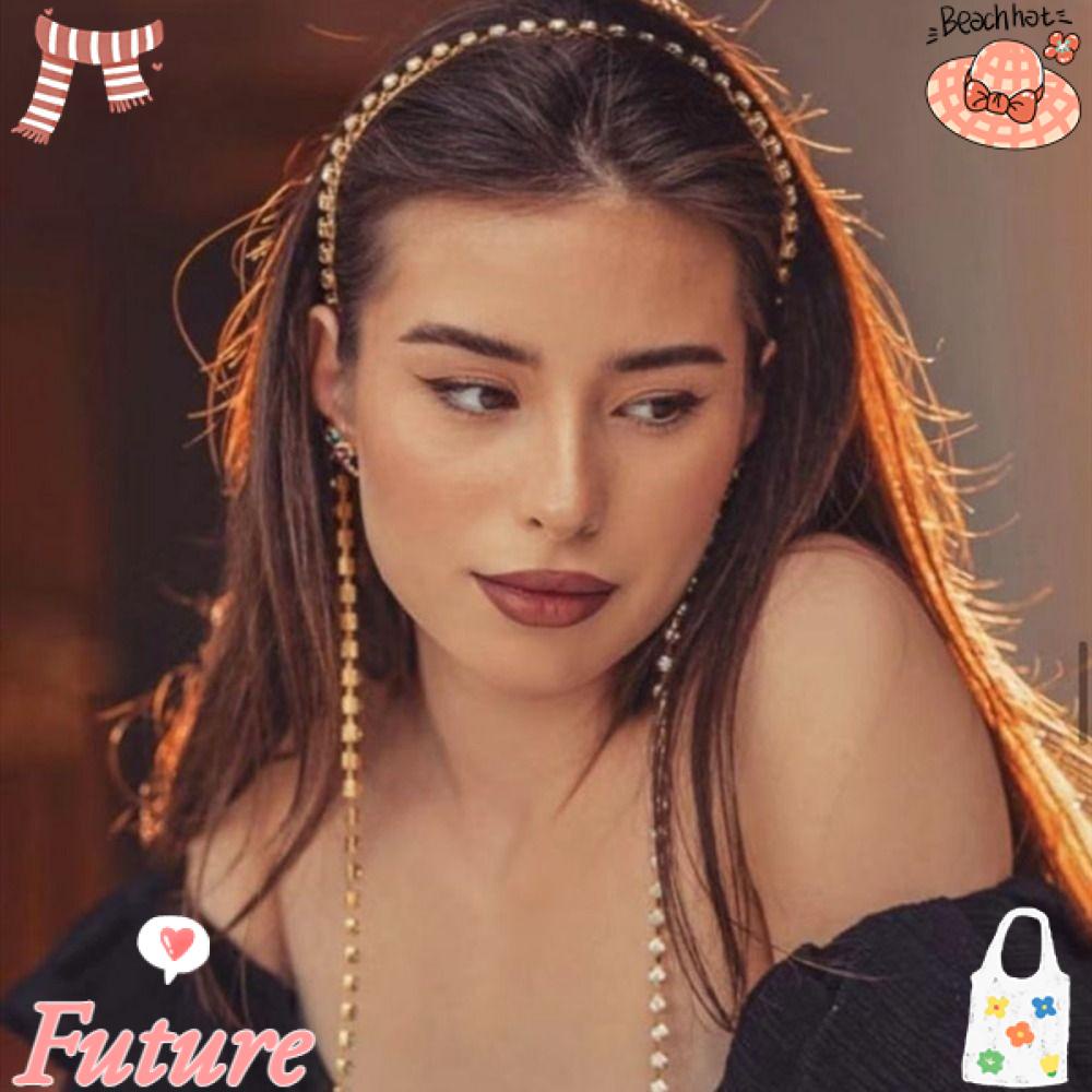 FUTURE Cài Tóc Dạng Chuỗi Dài Đính Hạt Lấp Lánh