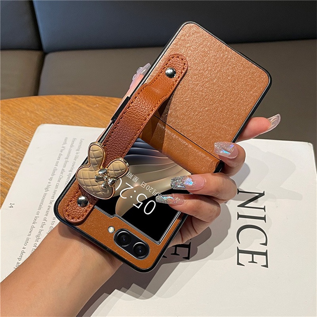 Bao Da Điện Thoại Màu Trơn Hình Thỏ 3D Có Dây Đeo Cổ Tay Sang Trọng Cho Galaxy Zflip5 5G Z Flip5 Flip5 Zflip5 Đứng