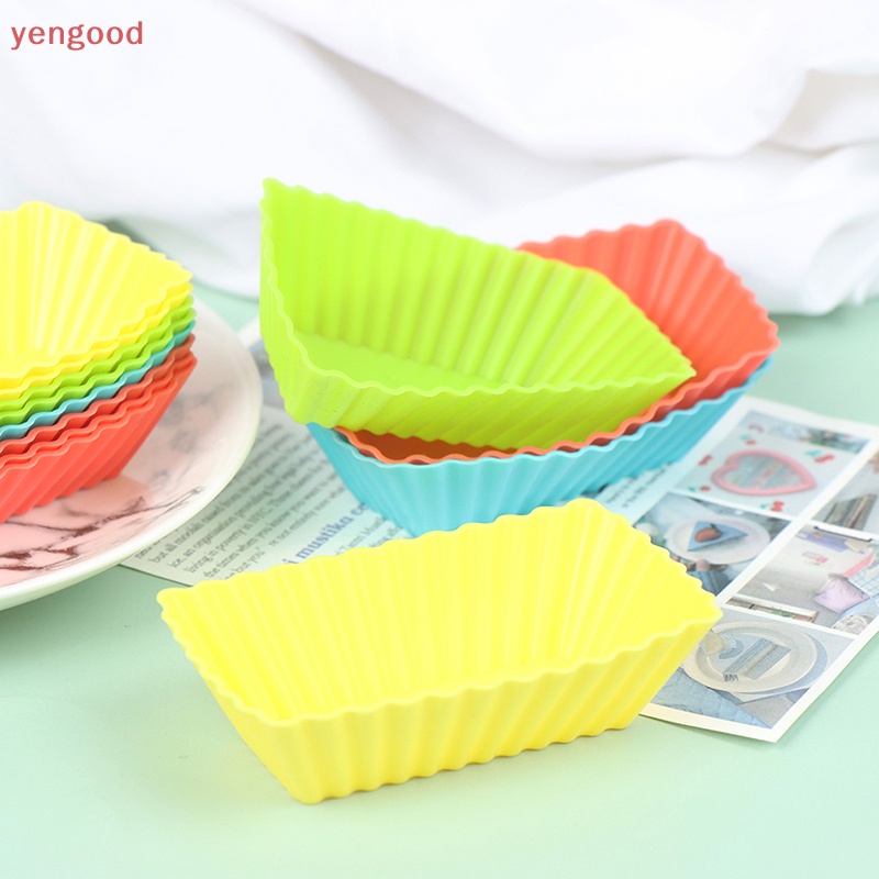 Set 12 Khuôn Silicone Làm Bánh Cupcake Tái Sử Dụng Tiện Lợi