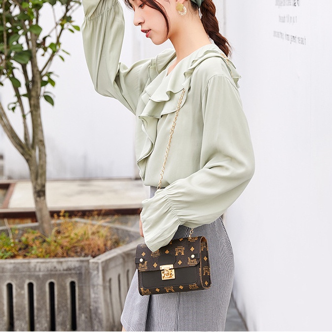 Túi xách Nữ mini dây xích Vuông Nhỏ Đeo Vai / Đeo Chéo Có Khóa Họa Tiết Màu Tương Phản Thời Trang Hàn Quốc HZFTR2034