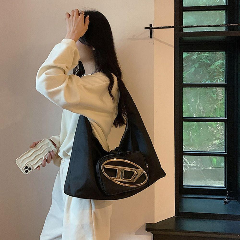 BLISS Túi Đeo Vai Bằng Vải Bạt Nylon In Chữ D Phối Kim Loại Y2K Cho Nữ