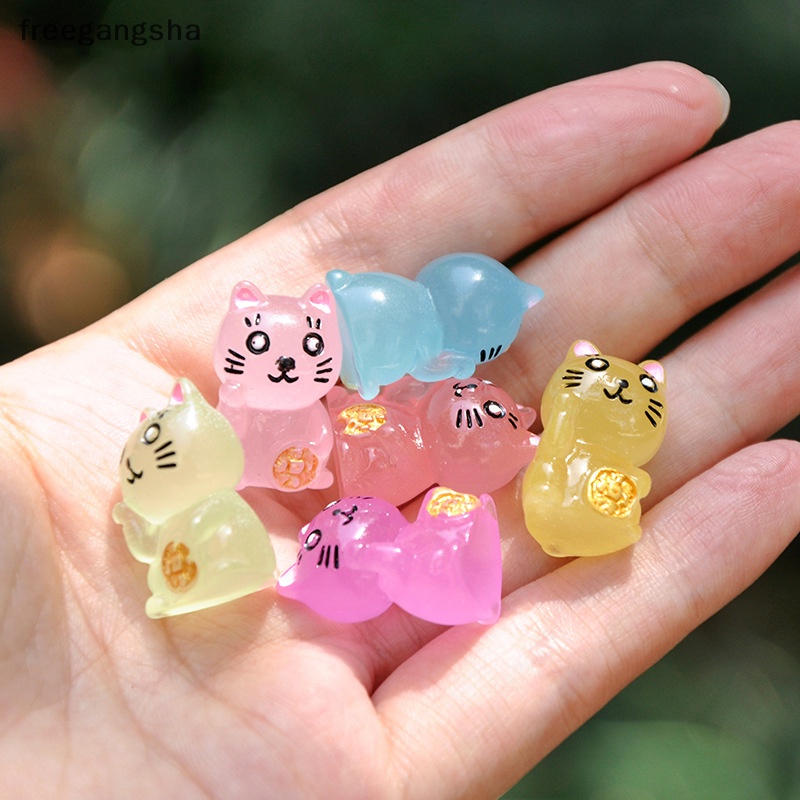 Set 2 Mô Hình Chú Mèo May Mắn Mini Bằng Nhựa Resin Màu Dạ Quang Trang Trí Tiểu Cảnh DIY
