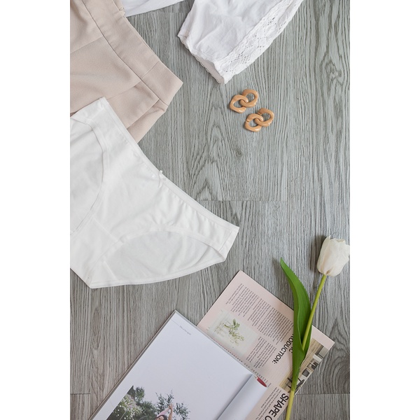 Quần lót cotton nữ lưng vừa LOC L02