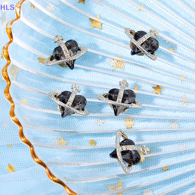 Set 5 Phụ Kiện Trang Trí Móng Tay Nghệ Thuật Hình Trái Tim Bằng Hợp Kim