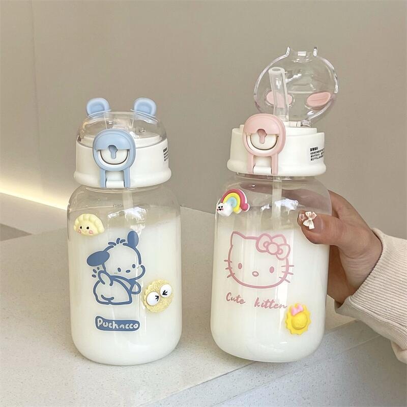 SANRIO Bình Nước Nhựa Trong Suốt 600ml Có Ống Hút Chống Rò Rỉ In Hình anime kuromi cinnamoroll Quà Sinh Nhật