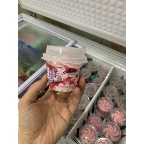 KEM AICE LY VỊ DÂU
