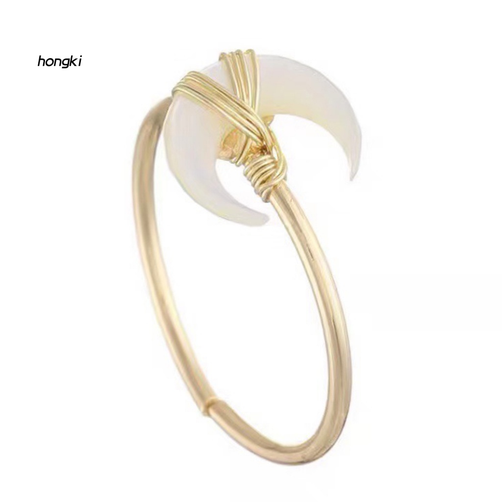 Nhẫn HìNh MặT Trăng ĐíNh Đá Sang TrọNg