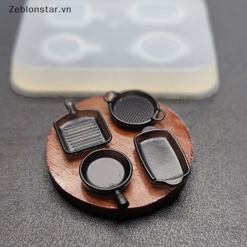 Khuôn Nướng Bánh Mini Bằng Silicone Dành Cho Nhà Búp Bê