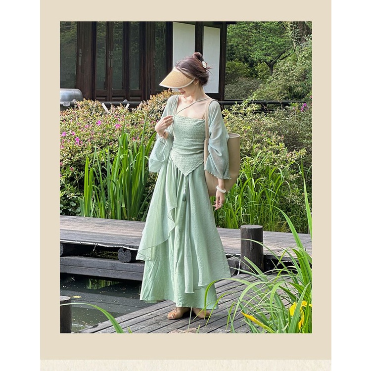 Bộ Hán Phục Cách Tân Màu Xanh Lá Thiết Kế Mới Thời Trang Theo Phong Cách Trung Hoa Cho Nữ RM8S