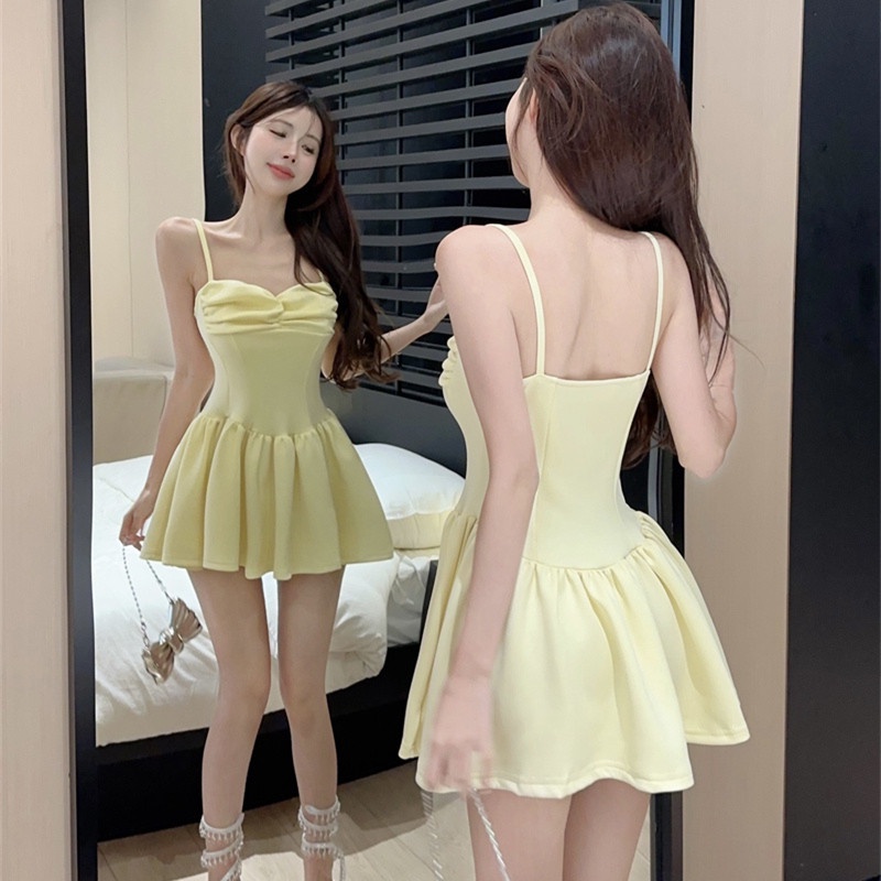 Đầm Hai Dây Hở Vai Thời Trang Mùa Hè Quyến Rũ Cho Nữ