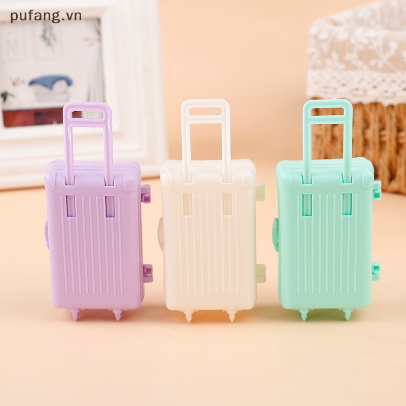 1 Mô Hình Va Li Du Lịch Bằng Nhựa Cho Nhà Búp Bê