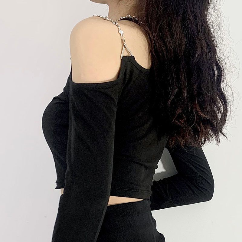Áo Thun Nữ Ngắn Tay Khoét Lỗ Thời Trang