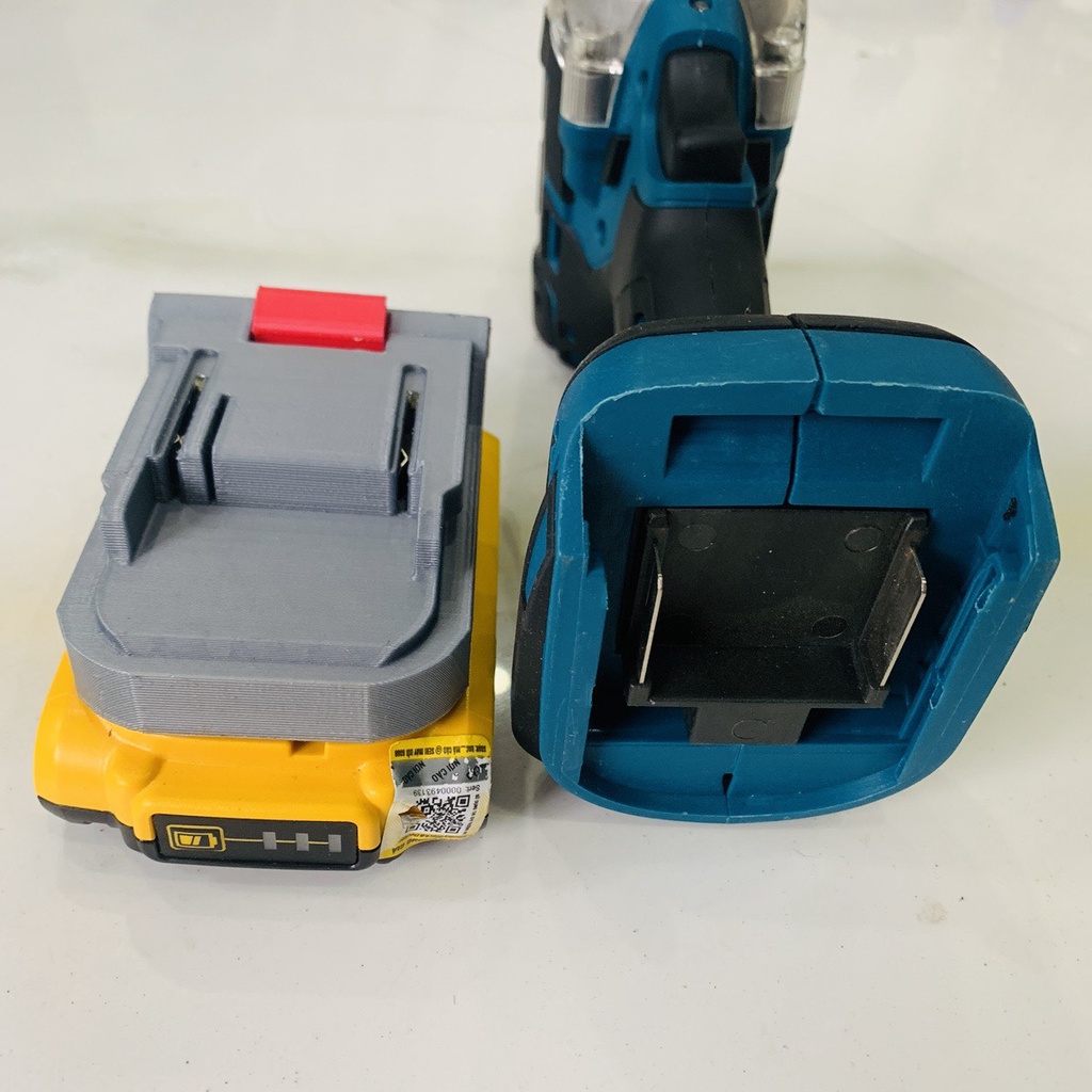 Ngàm Đế Chuyển Pin  Dewalt 18/20V Cho Máy Makita  18V   KMS