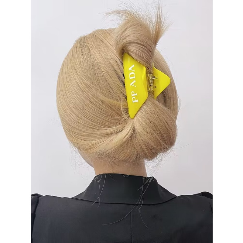 Kẹp Tóc Hình Tam Giác In Họa Tiết Phong Cách Mới Đơn Giản Cho Nữ