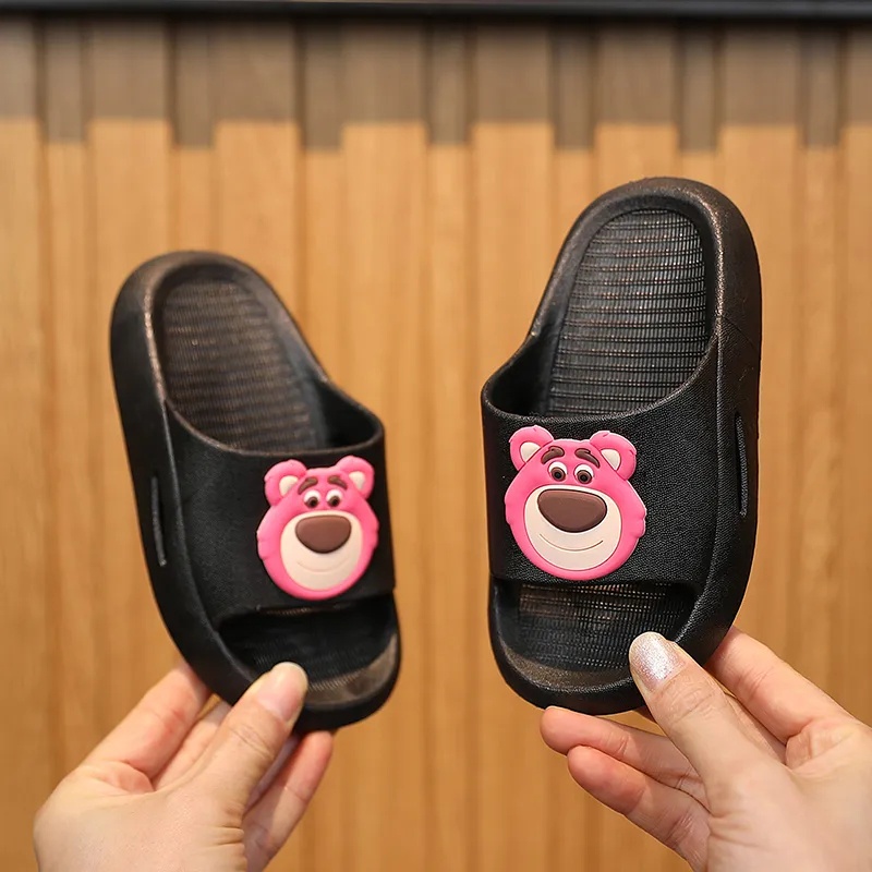Dép Đi Trong Nhà Tắm Đế Mềm Chống Mùi Chống Trượt Hình Gấu Dâu Tây Hoạt Hình Dễ Thương Dành Cho Bé Trai Và Bé Gái