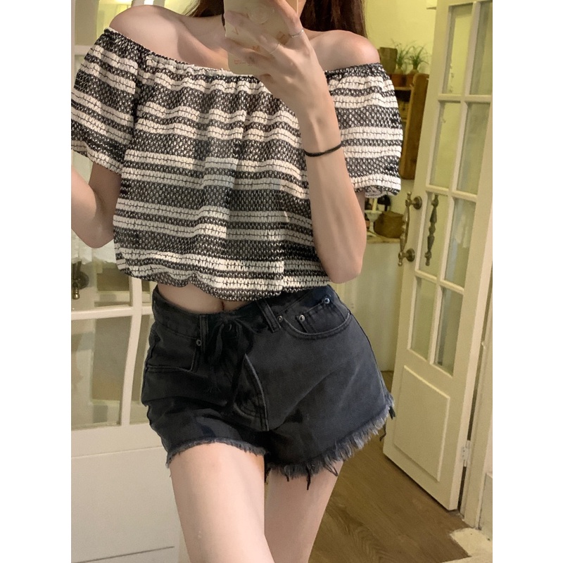 Áo Thun Tay Ngắn Dáng Rộng Cổ Phẳng Họa Tiết Kẻ Sọc Cho Nữ