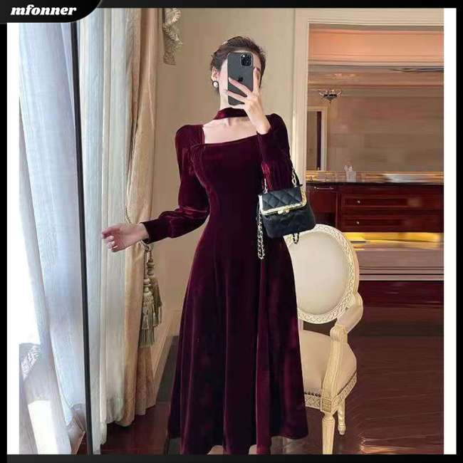 Đầm Nhung Tay Dài Cổ Vuông Màu Sắc Thời Trang Cho Nữ