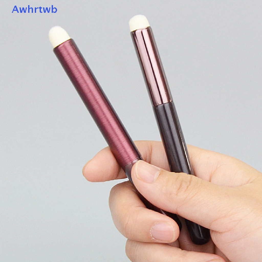 1 Cọ Trang Điểm Môi Đầu Tròn Mini Chống Nhòe Mới