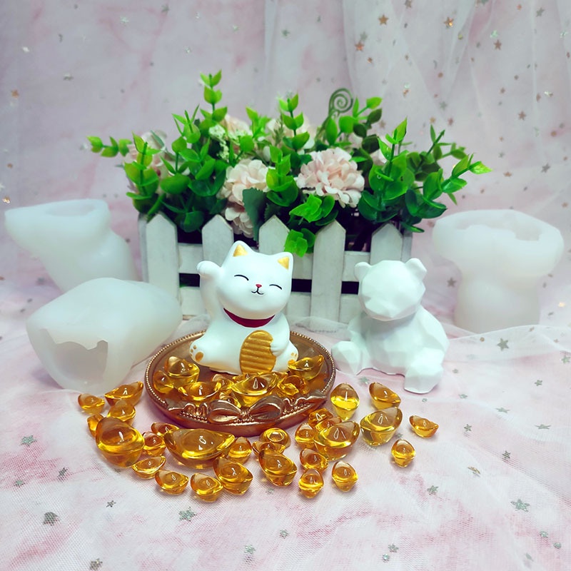 Khuôn Làm Nến / Sô Cô La Hình Mèo May Mắn / Ngựa Một S