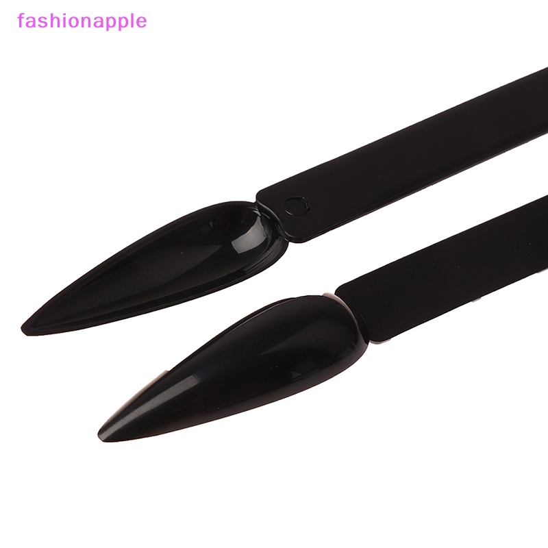 Set 40 Móng Tay Giả Hình Quạt Luyện Tập