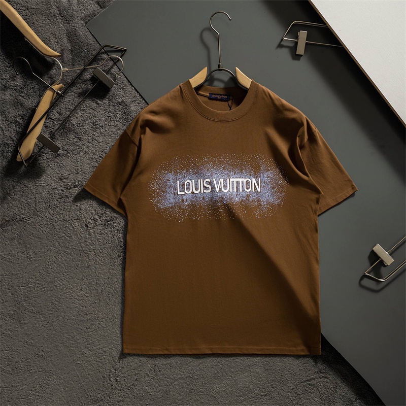 Set Áo Thun Tay Ngắn Cổ Tròn + Đĩa Dày L55V &amp; - Thời Trang Mới Nhất Mùa Xuân Hè 2023