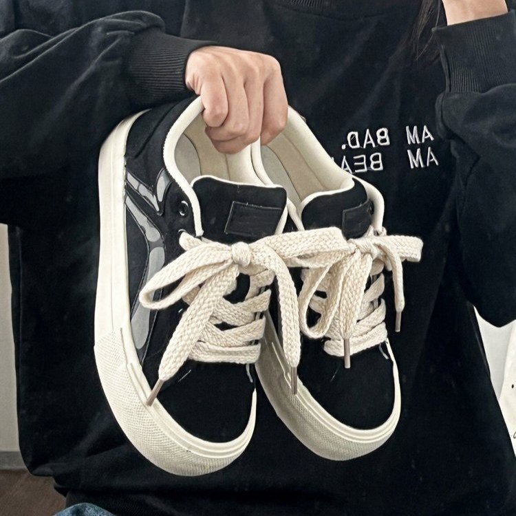 Giày Thể Thao Đế Dày Thời Trang Năng Động Dành Cho Nữ