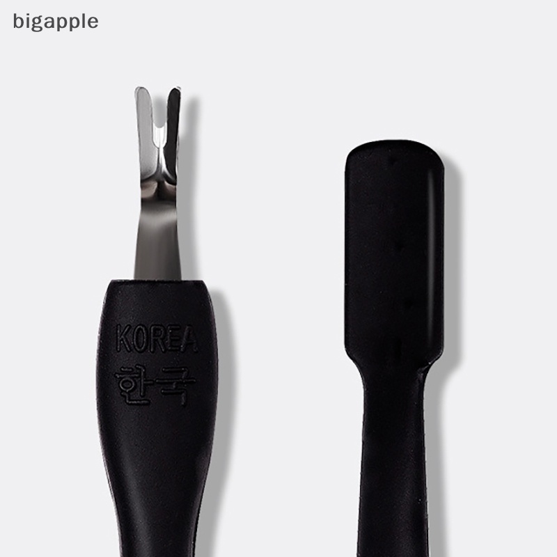 1 Dụng Cụ Loại Bỏ Da Chết Cho Móng Tay Tiện Dụng