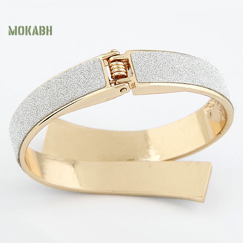 Vòng Tay Hợp Kim Kiểu Dáng Đơn Giản Thời Trang Cho Nữ