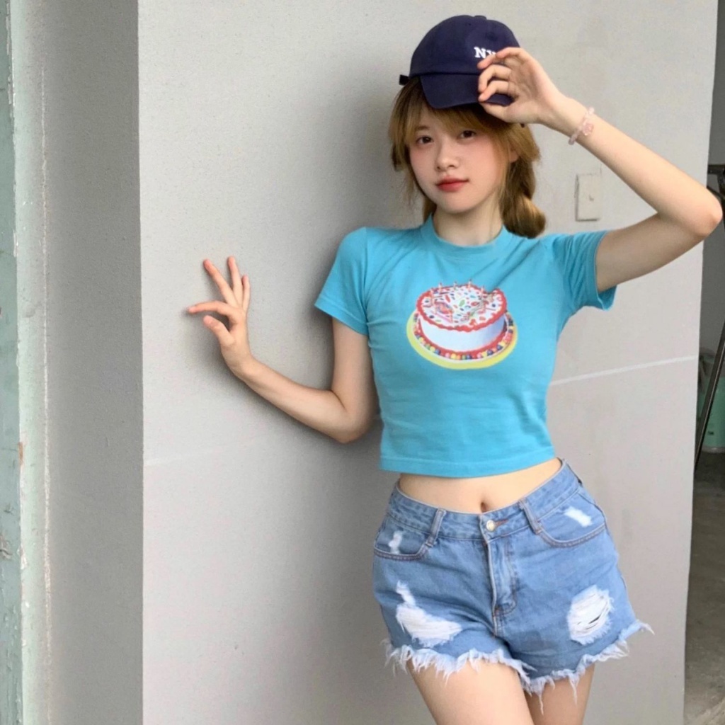 Áo Thun Tay Ngắn Hở Vai Dáng Ôm Màu Xanh Dương Hồ Trơn Phong Cách Desire Mới Dành Cho Bạn Nữ