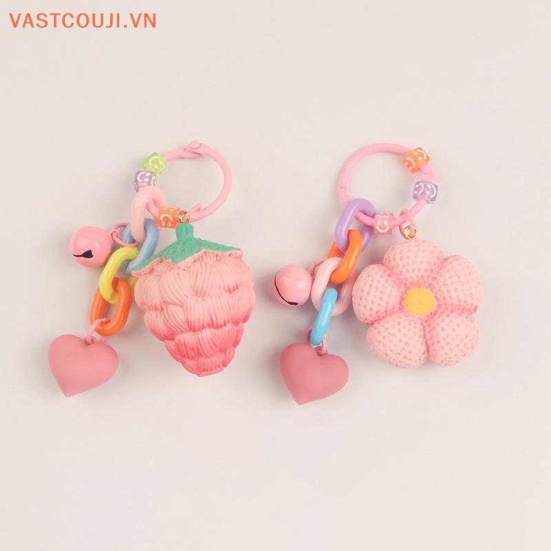 Móc Khóa Hình Trái Dâu Bằng Nhựa Acrylic Xinh Xắn