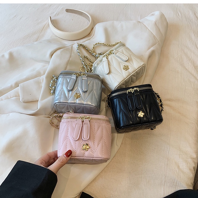 Túi Đeo Chéo Hình Vuông Nhỏ Thêu Họa Tiết Phong Cách Mới Mùa Hè Dễ Phối Đồ Cho Nữ