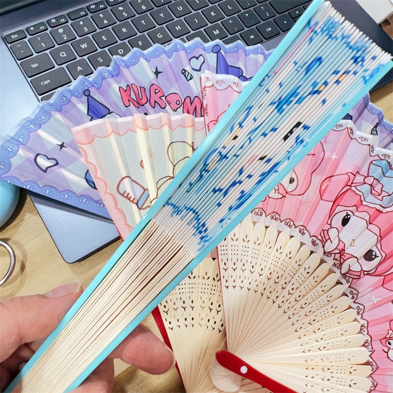 Quạt Xếp Cầm Tay Hình sanrio cinnamoroll melody Dễ Thương