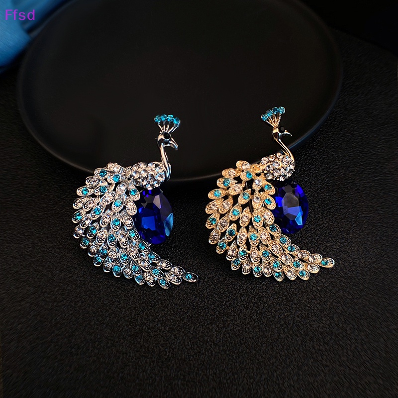 {Ffsd} Ghim Cài Áo Hình Con Công Đính Pha Lê Thời Trang Dành Cho Nữ Dự Tiệc * Bán Chạy