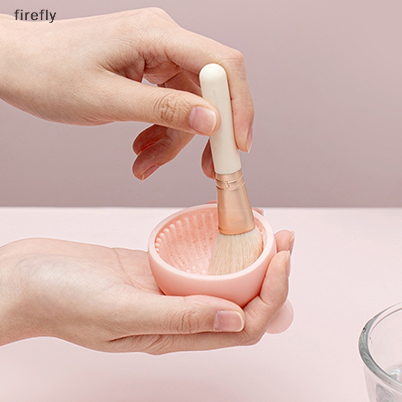 1 Miếng Silicone Vệ Sinh Cọ Trang Điểm Tiện Dụng