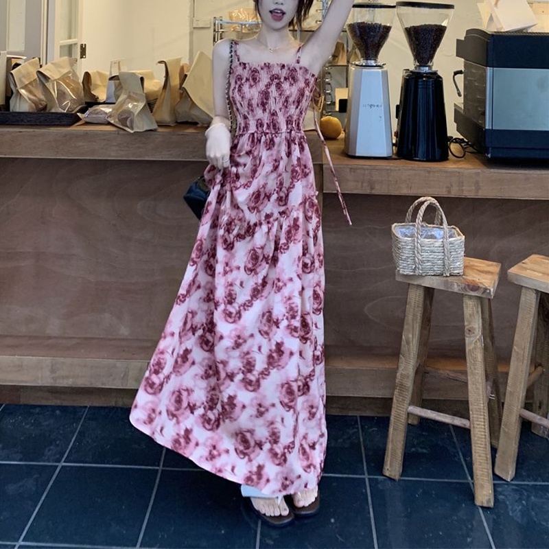 Đầm Hai Dây Xếp Ly Ôm Eo Mẫu Mới 2023 Phong Cách Pháp