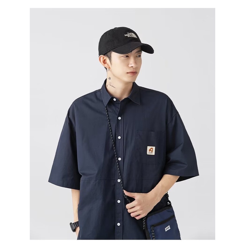 Áo Sơ Mi Tay Ngắn Màu Sắc Đơn Giản Phong Cách Retro Dành Cho Nam