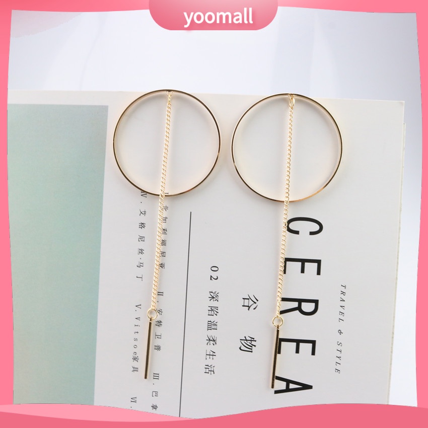 Bông Tai Hình Tròn Lớn Bằng Kim Loại Dạng Tua Rua Đơn Giản Cá Tính