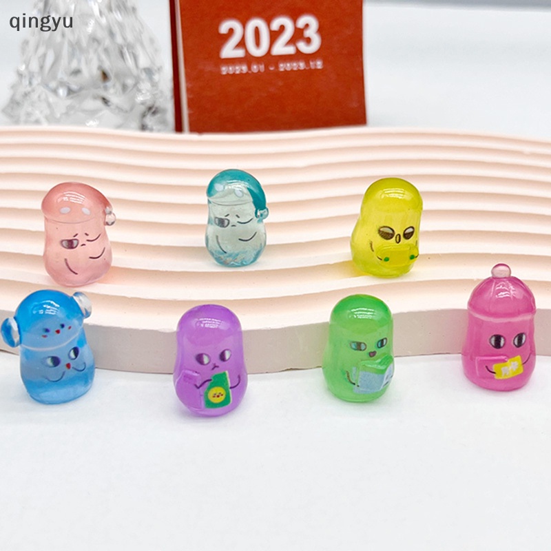 Bộ 2 Mô Hình Xe Hơi Hạt Đậu Đỏ Mini Bằng Nhựa Resin Phát Sáng Trang Trí Tiểu Cảnh