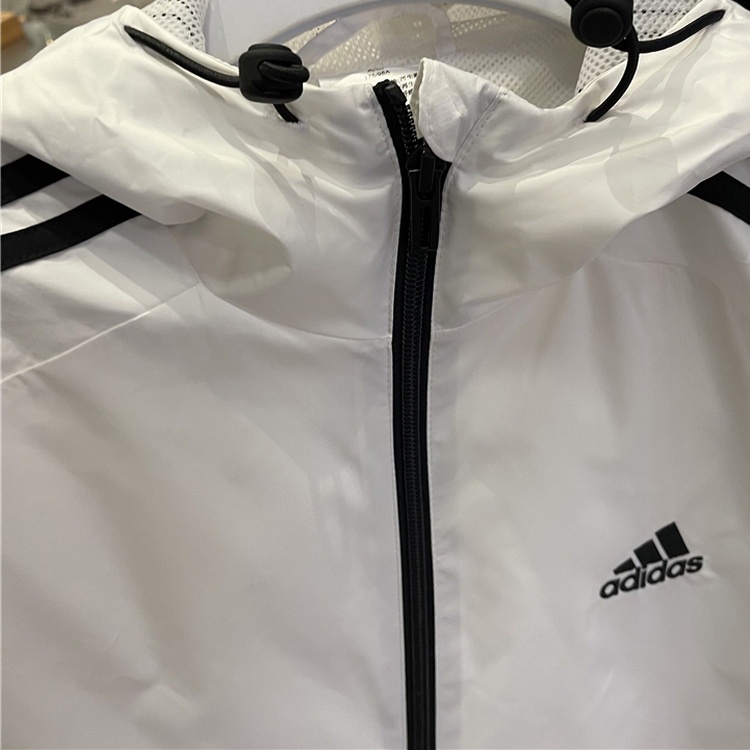 Áo Khoác Gió Adidas Có Mũ Trùm Thoáng Khí Chống Nắng Chính Hãng 100% Cho Nam Và Nữ IB0382