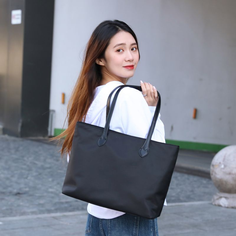 Túi Xách Đeo Vai Một Vai Bằng Nylon Bền Chống Nước Sức Chứa Lớn Phong Cách Mới 2023 Dành Cho Giáo Viên Đi Làm Văn Phòng